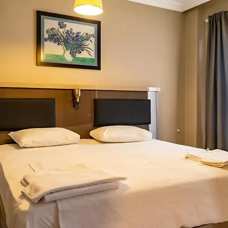 Maidos Hotel & Suites Апарт-отель 3*