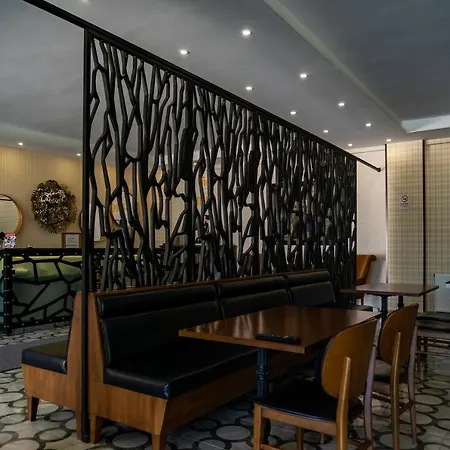 Maidos Suites