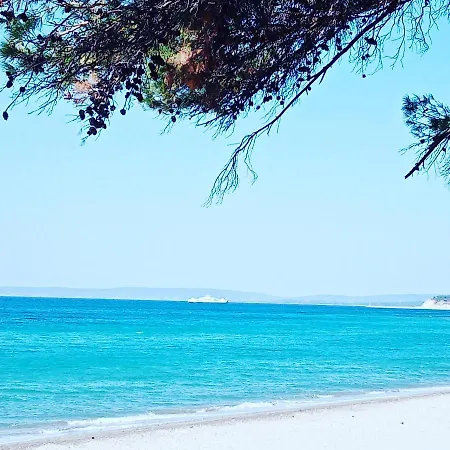 Maidos Hotel & Suites